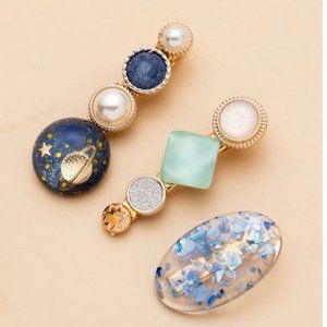 3 for $35 /3 pieces hairpin with artificial pearl.